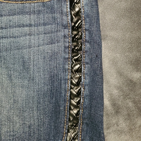 Jean Shorts - Picture 5 of 6